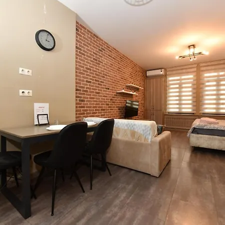 94 3 Apartamento *